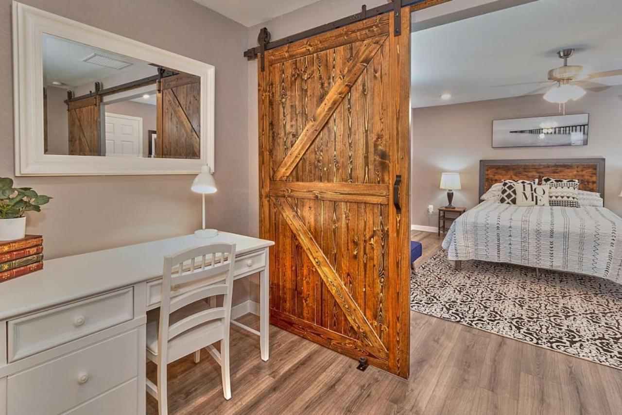 Cozy Haven Attached To Million Home - South Tampa Esterno foto