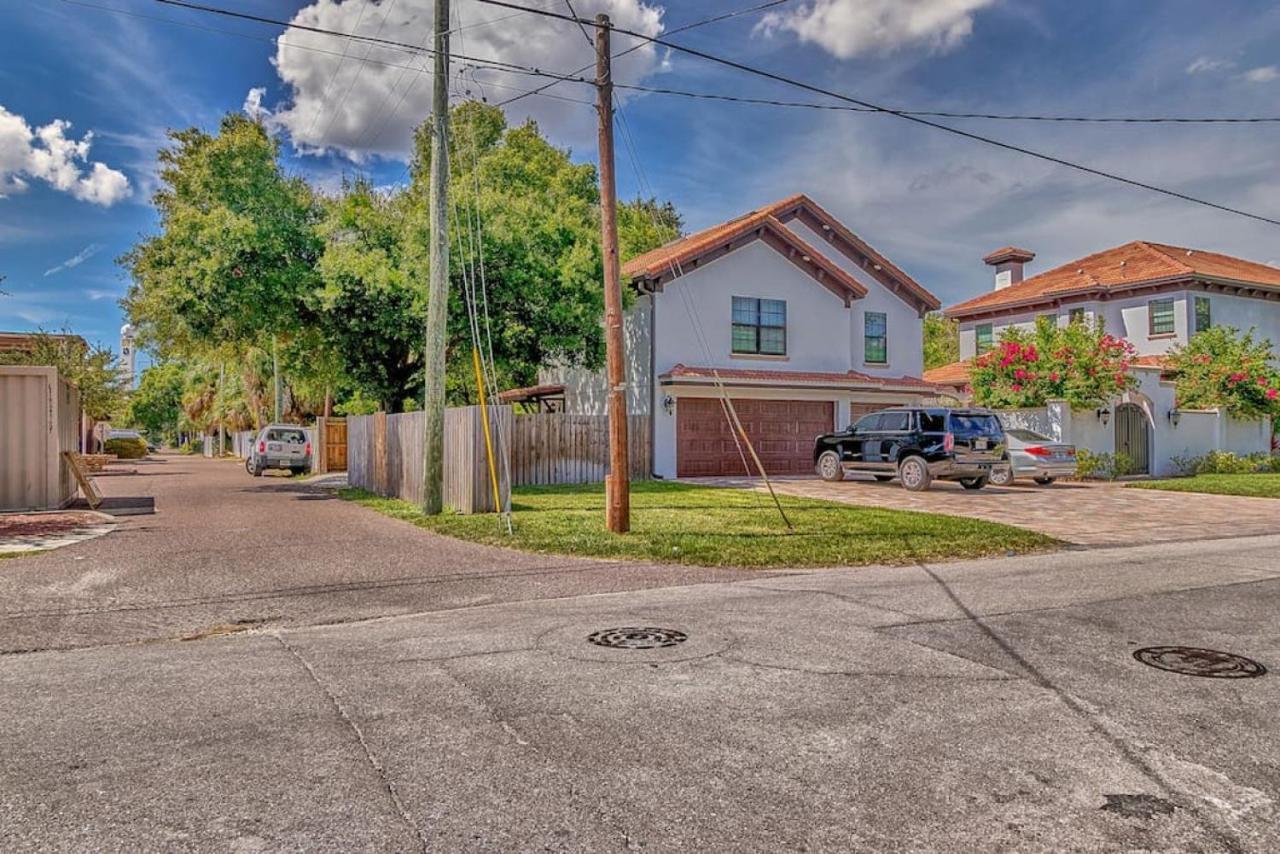 Cozy Haven Attached To Million Home - South Tampa Esterno foto